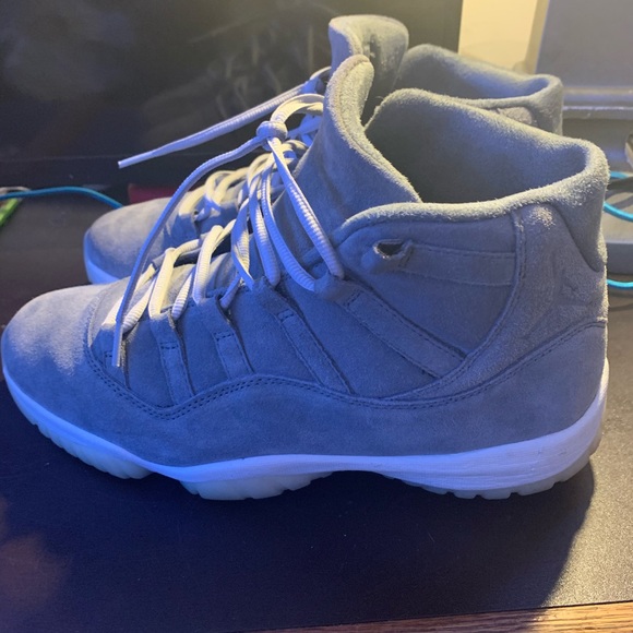Air Jordan 11 Retro Premium 'Grey Suede' - Picture 1 of 6